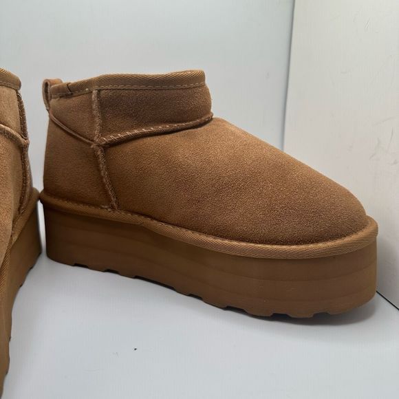 CUSHIONAIRE Women's Genuine Suede pull on platform boot +Memory Foam 8 WIDE CHES - Picture 6 of 7